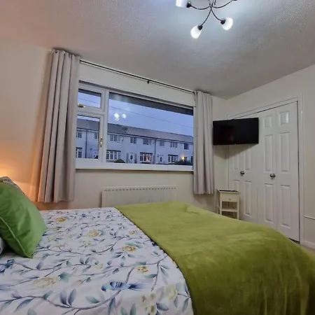 Beautiful House In Perfect Location Hébergement de vacances *